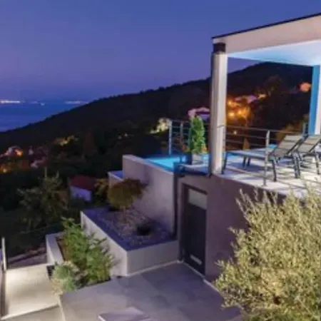 Nina Rukavac Opatija Vila