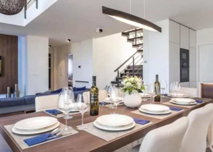 Nina Rukavac Opatija Villa Matulji